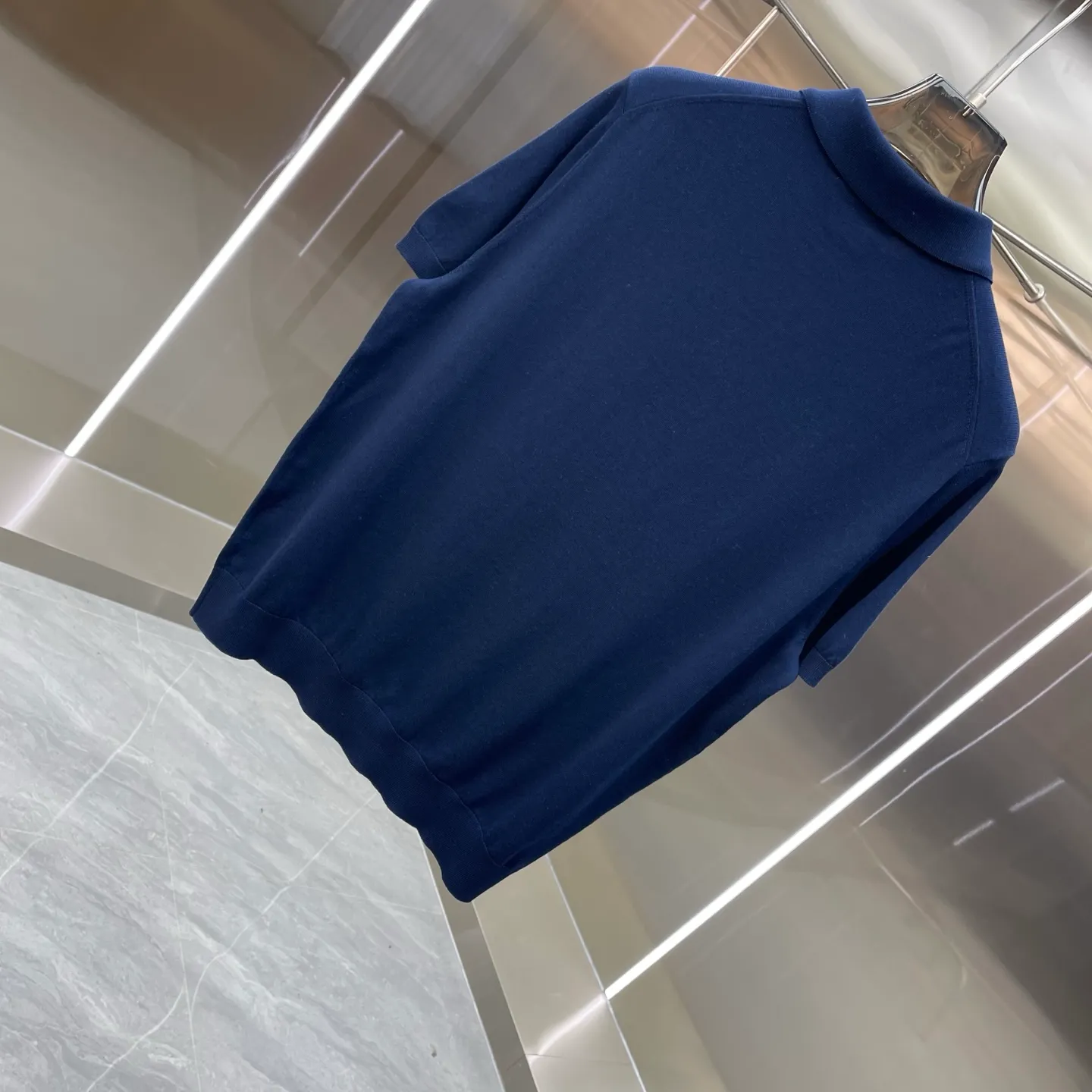 Loro Piana LP lapel polo sweater, high version, old money style short-sleeved T-shirt pullover POLO knitted sweater, customized linen-cotton blended wool, woven with imported loom (7 needles), customized wool, wool enzyme washing Color: Blue Royal Blue apricot Sizes: S-XL